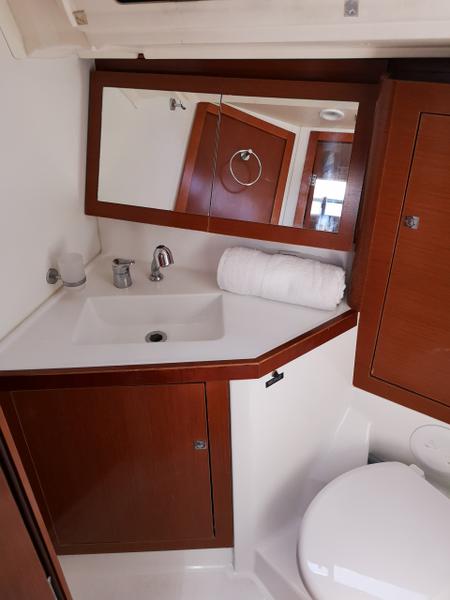 Book yachts online - sailboat - Oceanis 45 - Quantum - Bow &amp; Solar - rent