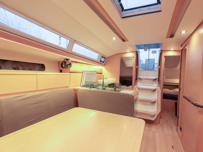 Book yachts online - sailboat - Sun Odyssey 419 - Mira - rent