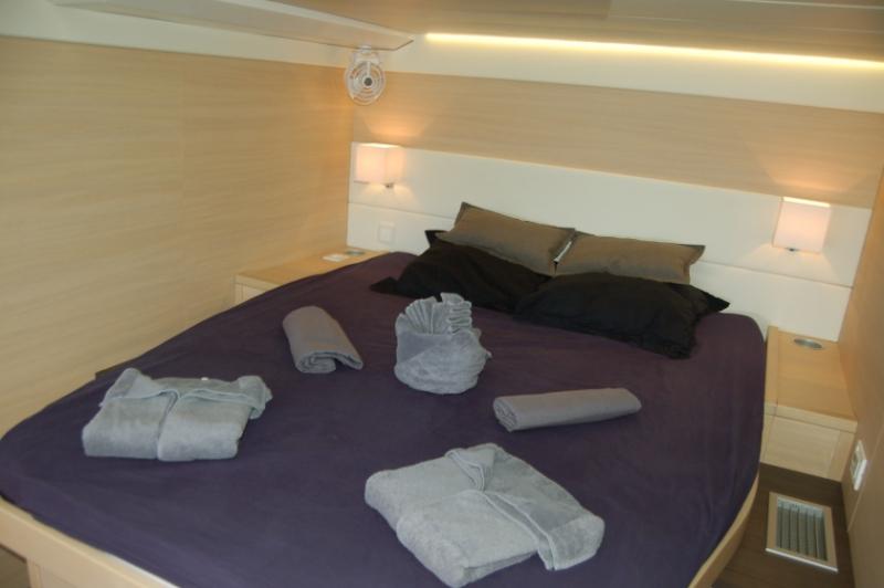 Book yachts online - catamaran - Lagoon 620 - incl. crew &amp; full board - Marlena - rent