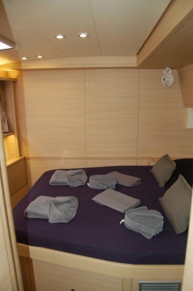 Book yachts online - catamaran - Lagoon 620 - incl. crew &amp; full board - Marlena - rent