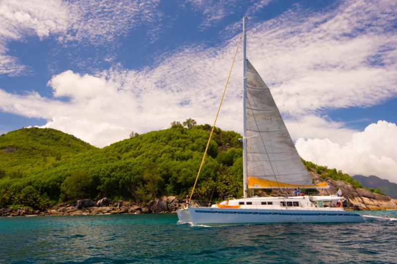 Book yachts online - catamaran - Mojito 78 - incl. crew &amp; full board - Le Gauguin - rent