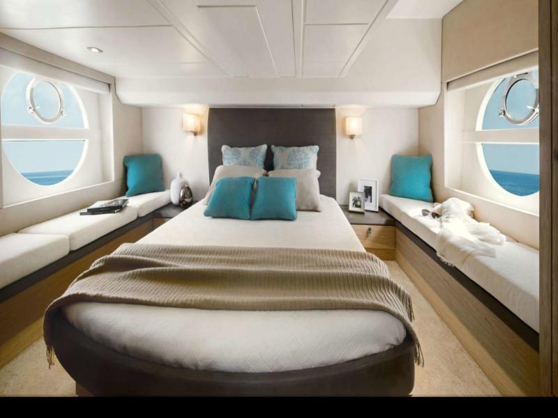 Book yachts online - motorboat - Monte Carlo 5 - Sundowner - rent