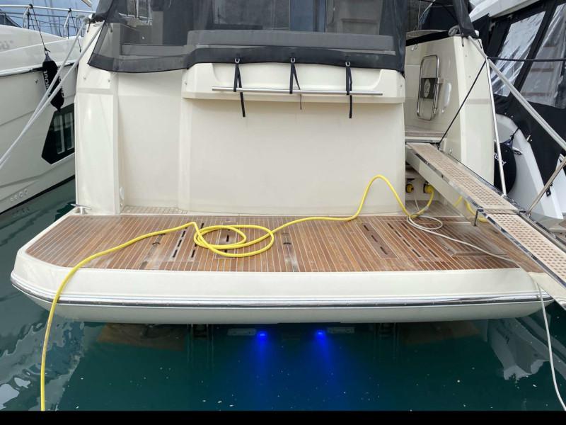 Book yachts online - motorboat - Monte Carlo 5 - Sundowner - rent