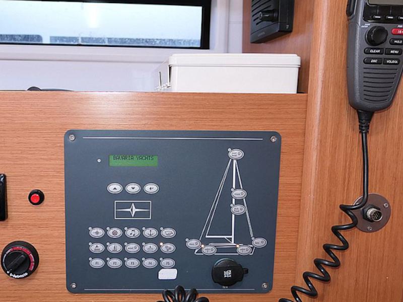 Book yachts online - sailboat - Bavaria Cruiser 46 - Amelva - rent