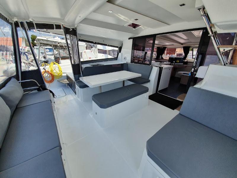 Book yachts online - catamaran - Astréa 42 - Discordia - rent