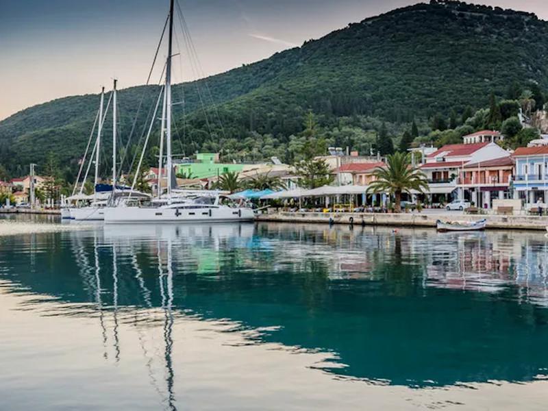Book yachts online - sailboat - Bavaria 40 Cruiser - Daidalos - rent