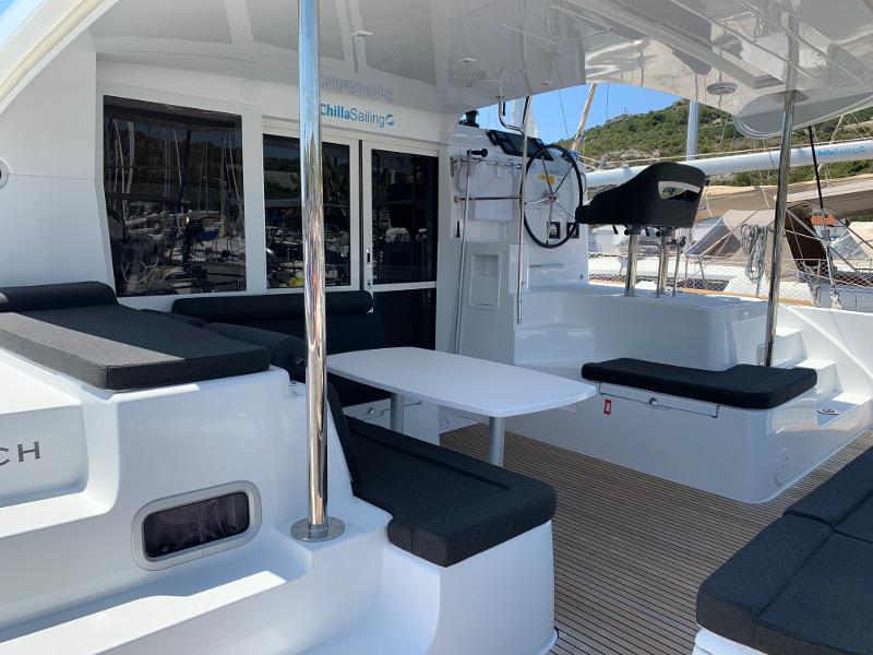 Book yachts online - catamaran - Lagoon 40 - MONARCH new 2020+AC+G - rent