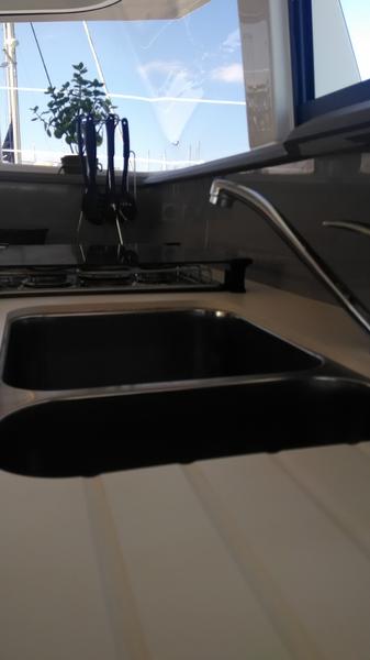 Book yachts online - catamaran - Bali 4.1 - Double Kiss - rent