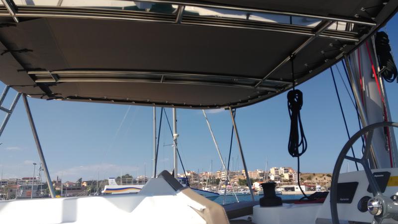 Book yachts online - catamaran - Bali 4.1 - Double Kiss - rent