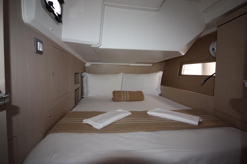Book yachts online - sailboat - Oceanis 46.1 (5 cab) - Sceptrum - rent