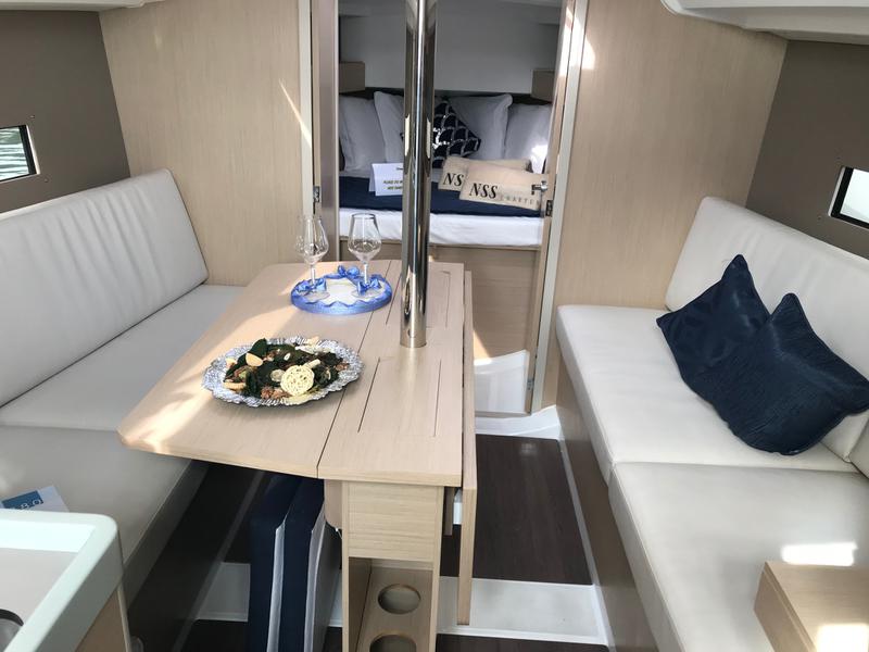 Book yachts online - sailboat - Oceanis 30.1 - Mimosa - rent
