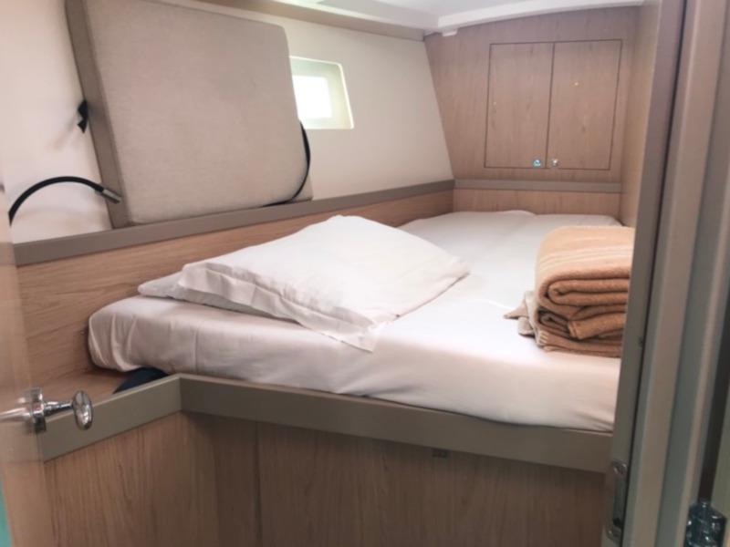 Book yachts online - sailboat - Oceanis 45 - Alphard - rent