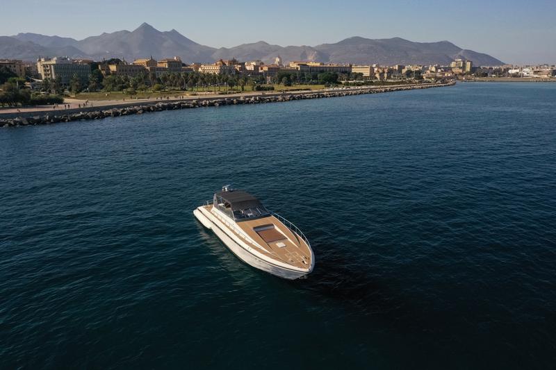 Book yachts online - motorboat - Leopard 23 - Maeva Star - rent