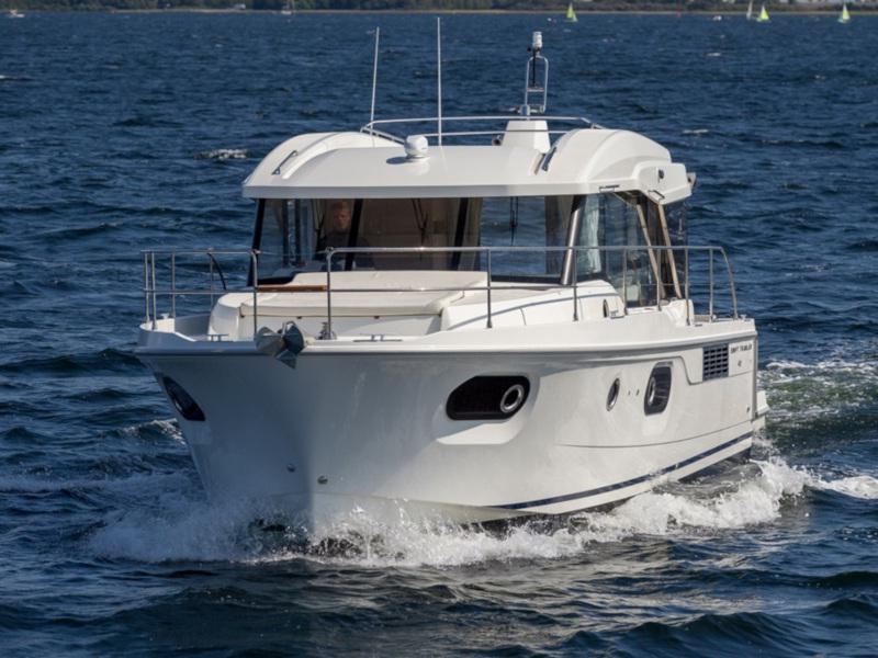 Book yachts online - motorboat - Swift Trawler 41 SEDAN - Ben  - rent