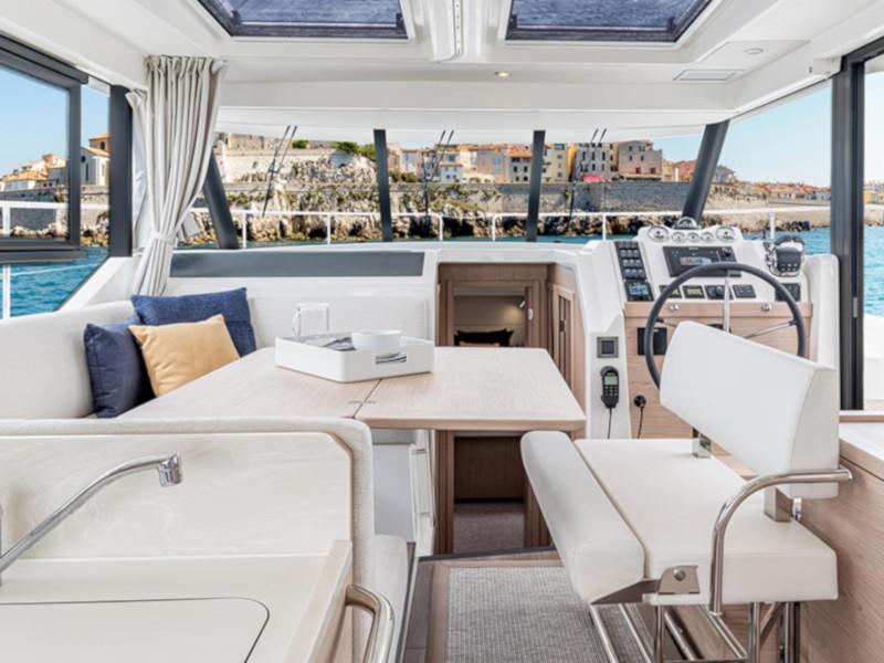 Book yachts online - motorboat - Swift Trawler 41 SEDAN - Ben  - rent