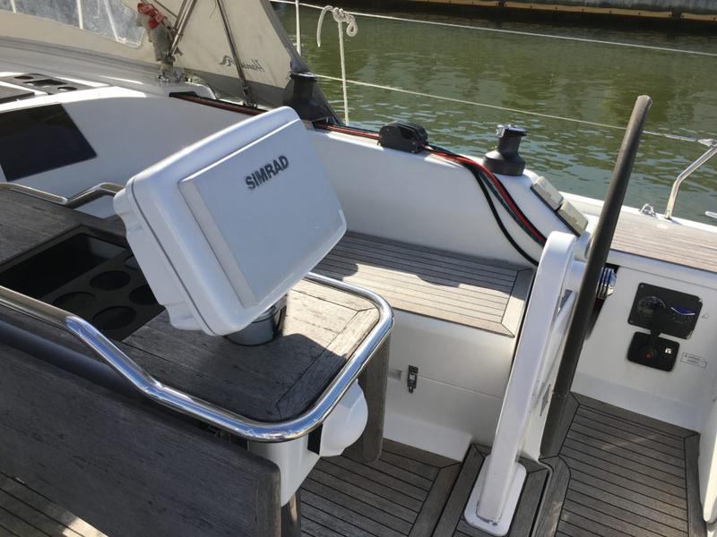 Book yachts online - sailboat - Hanse 385 - Milda - rent