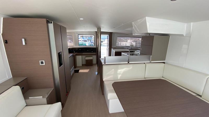 Book yachts online - catamaran - Bali 4.8 Anna - Anna - rent