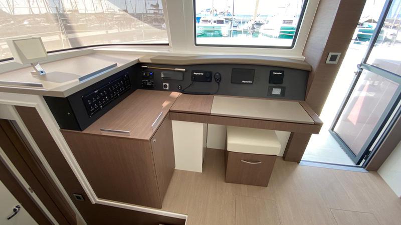 Book yachts online - catamaran - Bali 4.8 Anna - Anna - rent