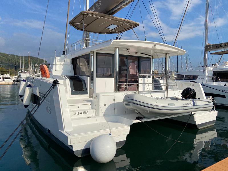 Book yachts online - catamaran - Bali 4.8 Alfa.bm - ALFA.Bm - rent