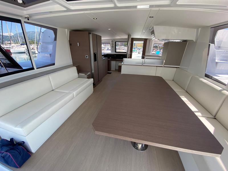Book yachts online - catamaran - Bali 4.8 Alfa.bm - ALFA.Bm - rent