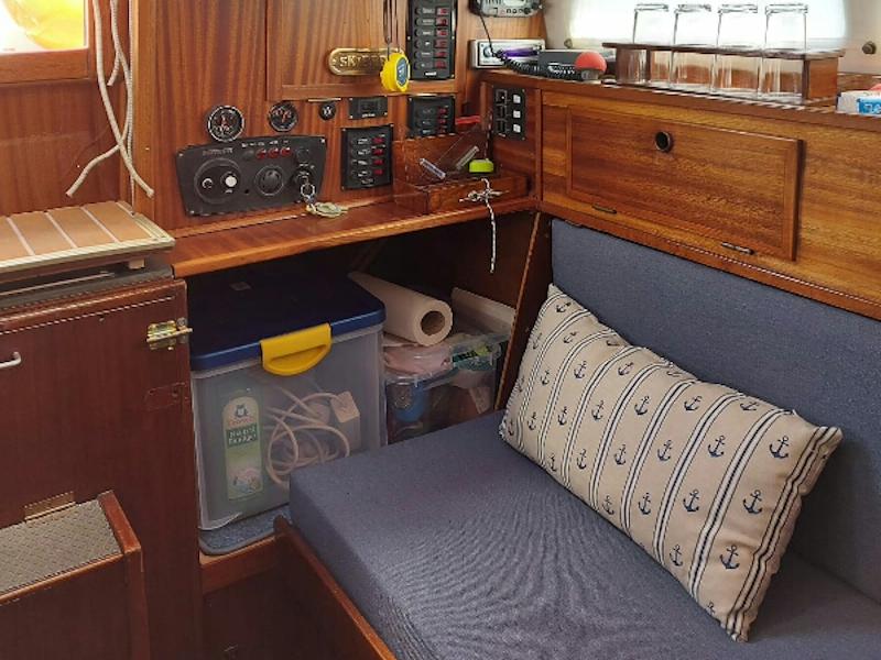 Book yachts online - sailboat - Amethyst 27 - Hein Mück - rent