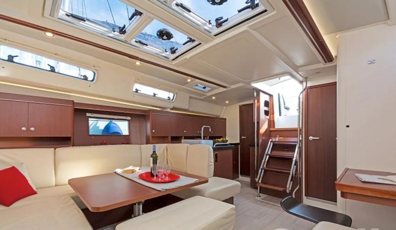 Book yachts online - sailboat - Hanse 455 - Swell - rent