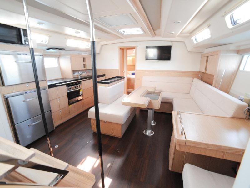 Book yachts online - sailboat - Hanse 505 - Ariel - rent