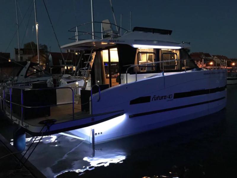 Book yachts online - motorboat - Futura 40 Grand Horizon - Futura 40 Grand Horizon - rent