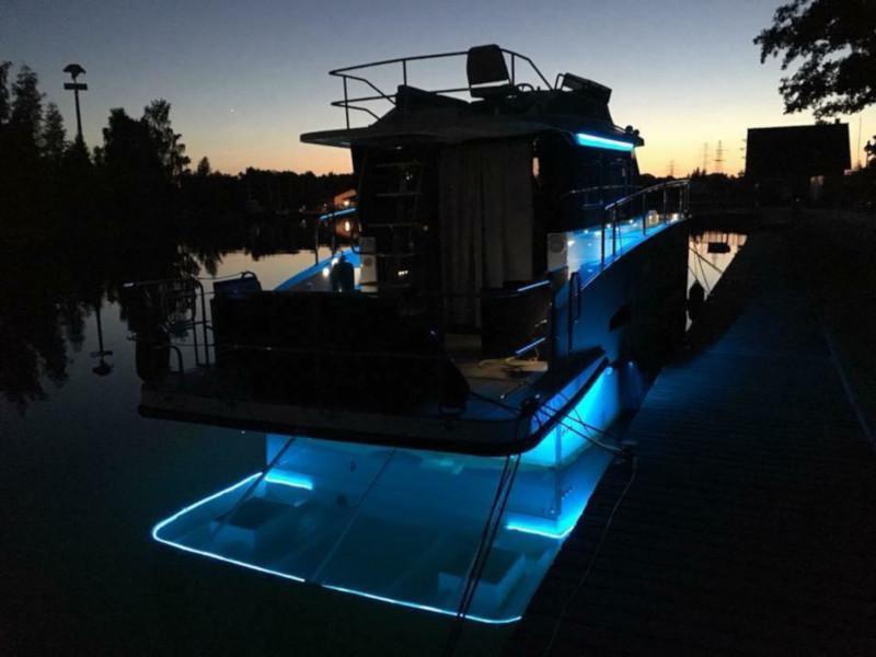 Book yachts online - motorboat - Futura 40 Grand Horizon - Futura 40 Grand Horizon - rent