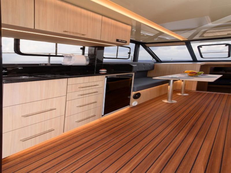 Book yachts online - motorboat - Futura 40 Grand Horizon - Futura 40 Grand Horizon - rent