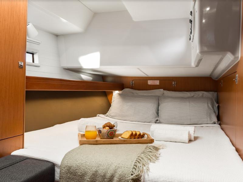 Book yachts online - sailboat - Bavaria Cruiser 46 - Dolce Vita - rent