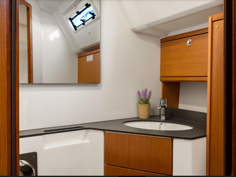 Book yachts online - sailboat - Bavaria Cruiser 46 - Dolce Vita - rent
