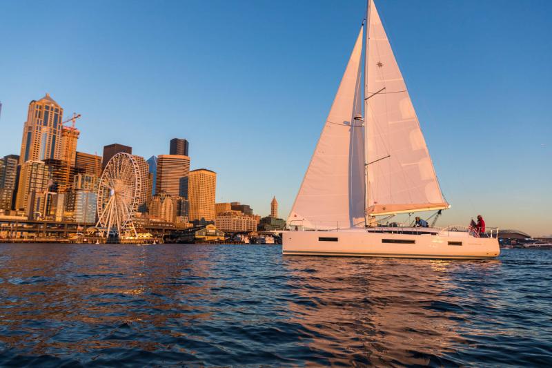 Book yachts online - sailboat - Sun Odyssey 440 - Nymeria | Water-maker - rent