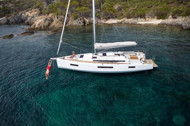 Book yachts online - sailboat - Sun Odyssey 440 - Nymeria | Water-maker - rent