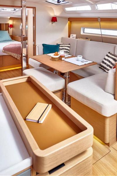 Book yachts online - sailboat - Sun Odyssey 440 - Nymeria | Water-maker - rent