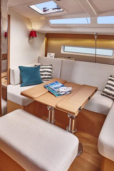 Book yachts online - sailboat - Sun Odyssey 440 - Nymeria | Water-maker - rent