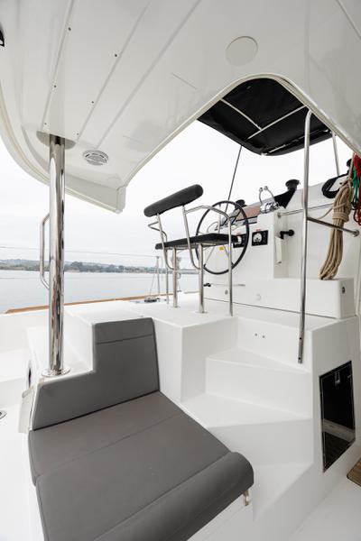 Book yachts online - catamaran - Lagoon 400 S2 - Seaker - rent
