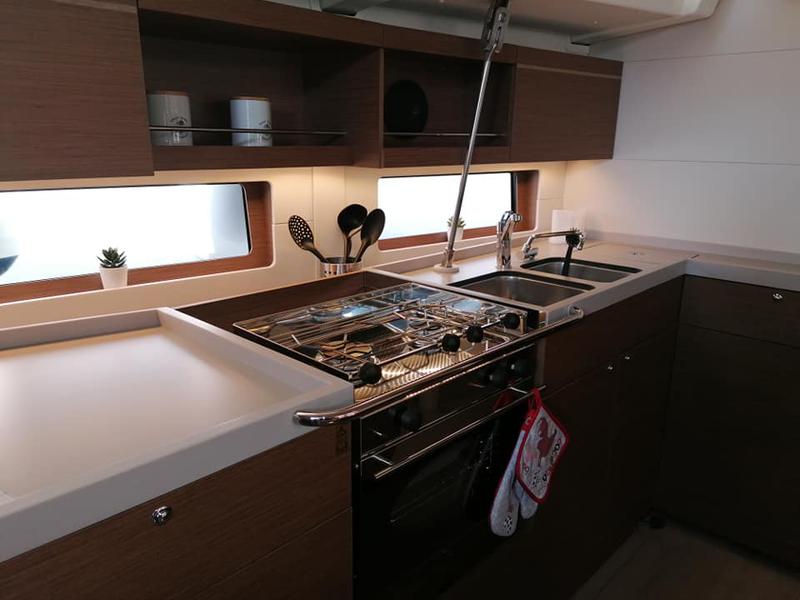 Book yachts online - sailboat - Oceanis 46.1 - Blue Odyssey (A/C,generator,electric heads) - rent