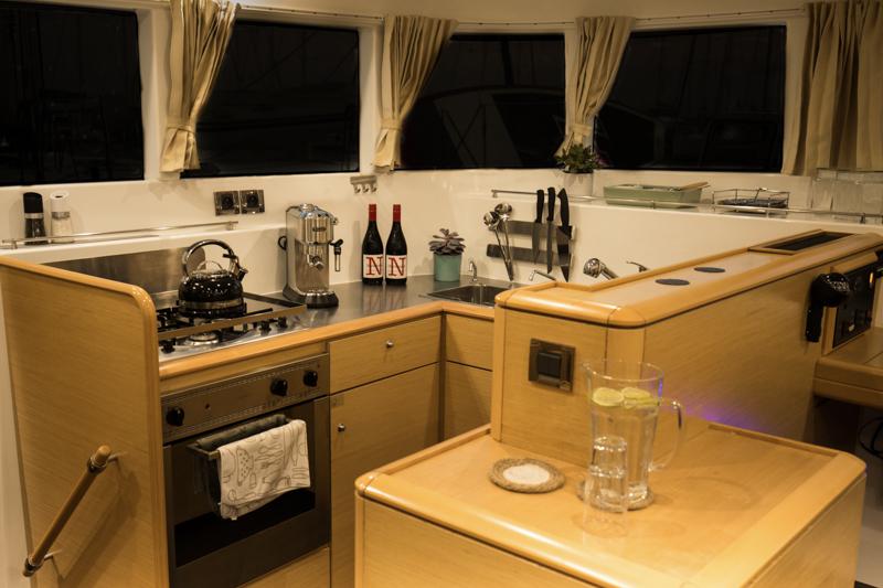 Book yachts online - catamaran - Lagoon 500 - Skippered - TORO BIANCO - rent