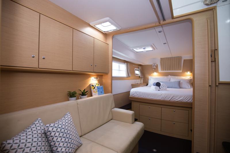 Book yachts online - catamaran - Lagoon 500 - Skippered - TORO BIANCO - rent
