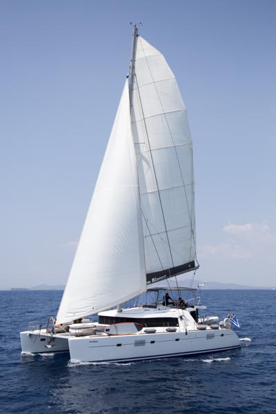 Book yachts online - catamaran - Lagoon 500 - Skippered - TORO BIANCO - rent