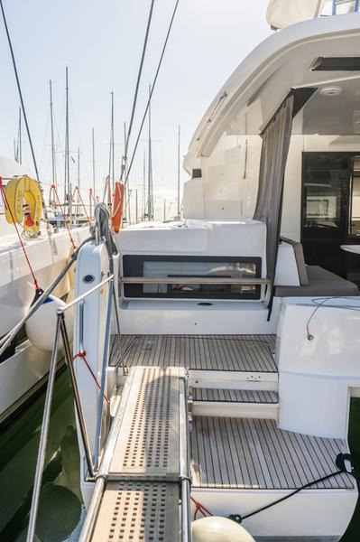 Book yachts online - catamaran - Lagoon 50 (6 cabs) -  Skippered - PELAGIC CAT - rent