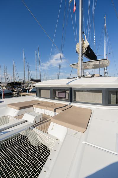 Book yachts online - catamaran - Lagoon 50 (6 cabs) -  Skippered - PELAGIC CAT - rent