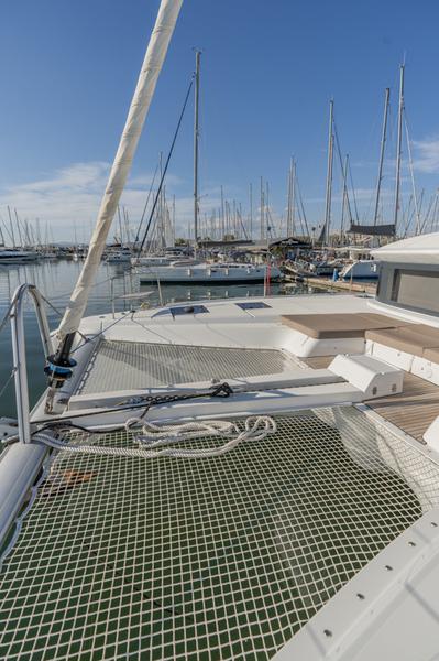 Book yachts online - catamaran - Lagoon 50 (6 cabs) -  Skippered - PELAGIC CAT - rent