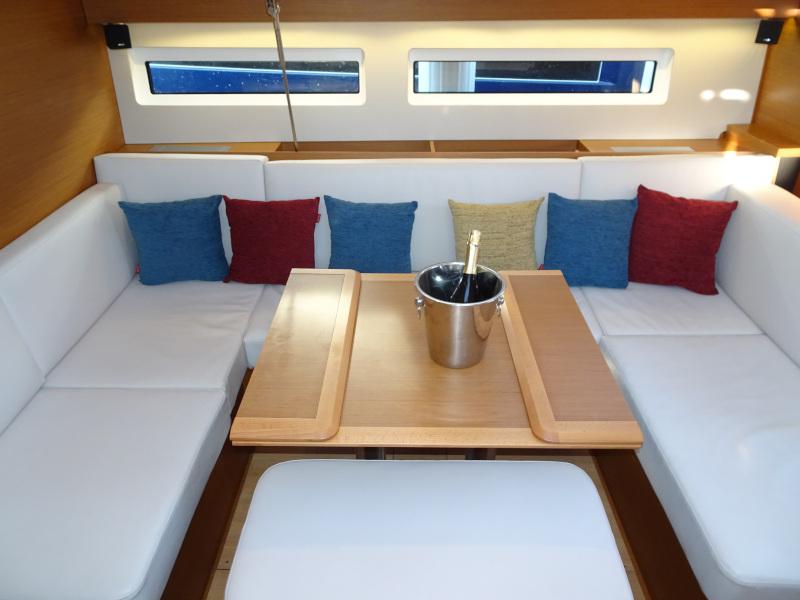 Book yachts online - sailboat - Sun Odyssey 490 - ALFADER (NEW MODEL, BLUE HULL, AC+GEN.) - rent