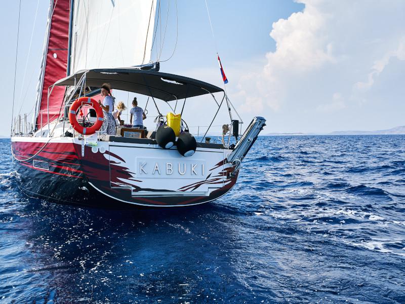 Book yachts online - sailboat - Dufour 56 Exclusive Owner Version - KABUKI - fully equipped - rent