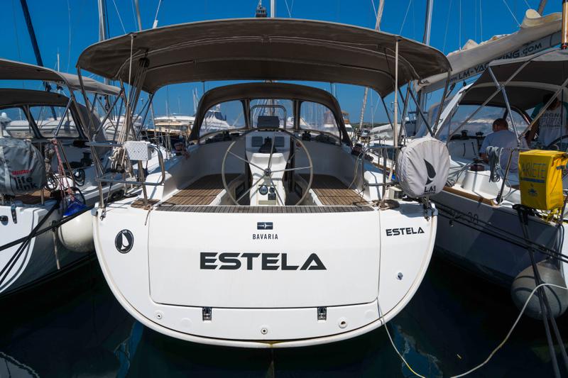 Book yachts online - sailboat - Bavaria 36 Cruiser - Estela - rent