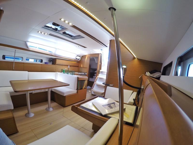 Book yachts online - sailboat - Sun Odyssey 449 - Tardis - rent
