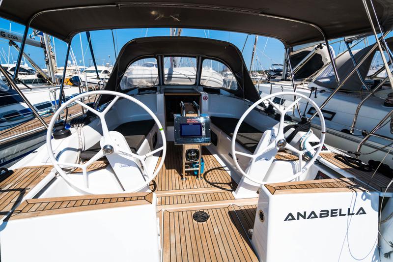 Book yachts online - sailboat - Hanse 345 - Anabella - rent