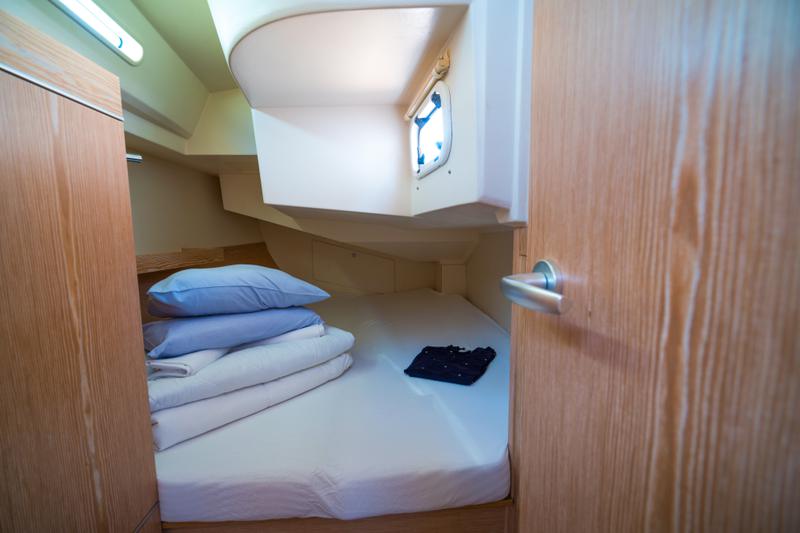 Book yachts online - sailboat - Hanse 345 - Anabella - rent